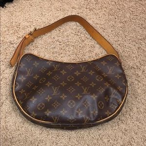 Louis Vuitton Monogram Croissant MM